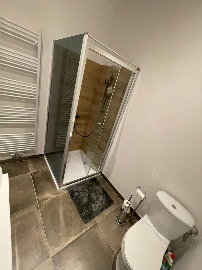 Room Of Турне Екстериор снимка